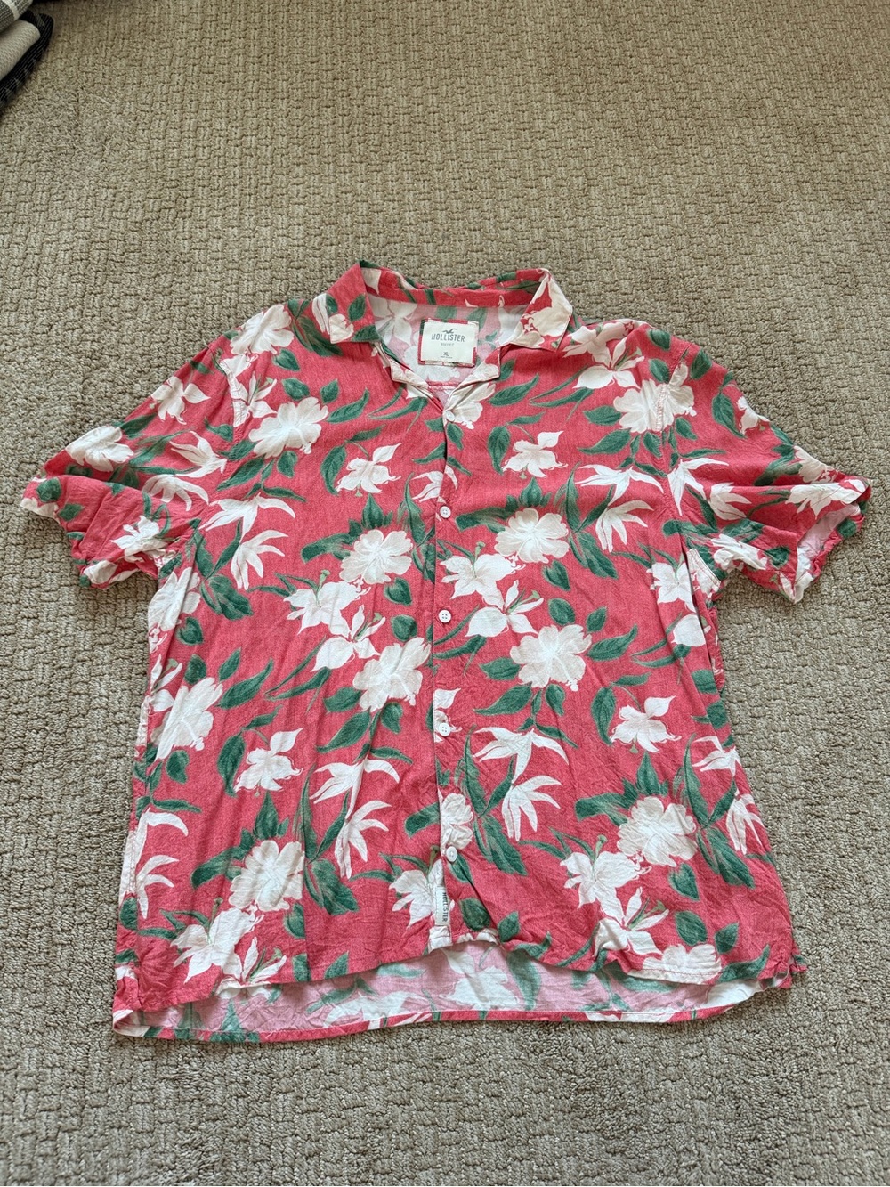 Men’s Hollister Tropical Floral Button-Up Shirt in Coral & White